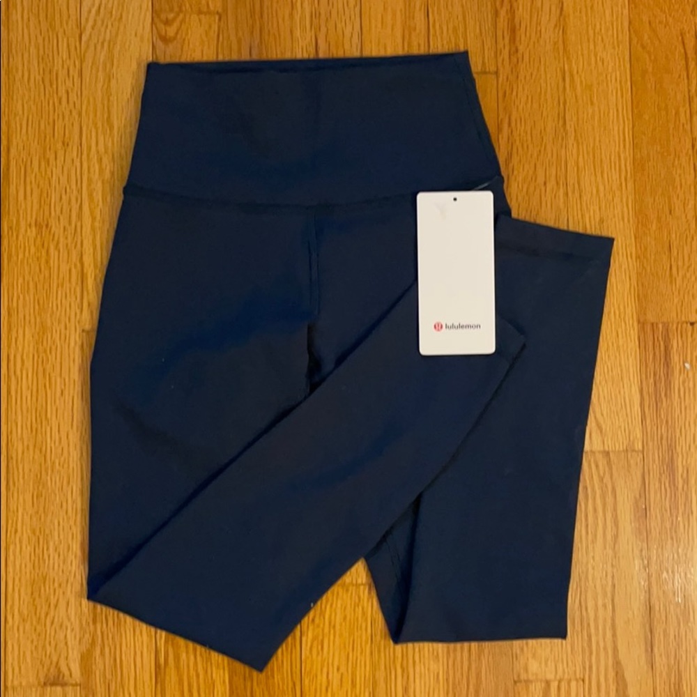 NWT Lululemon Wunder Train HR 25”